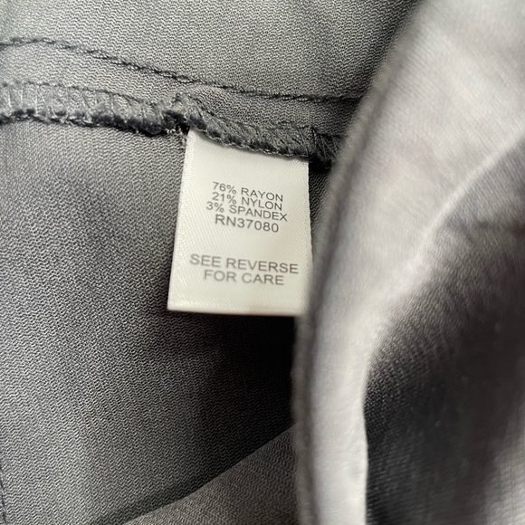 Cato Pants Womens 6 Contemporary Slacks Stretch Modest Business Office Wear - Picture 3 of 4